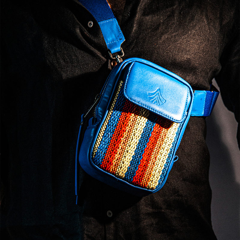 Spectacular Introducing Iphone Pocket: A Beautiful Way To Wear And Carry Iphone Scene Photography Spectacular Introducing Iphone Pocket: A Beautiful Way To Wear And Carry Iphone Scene Photography