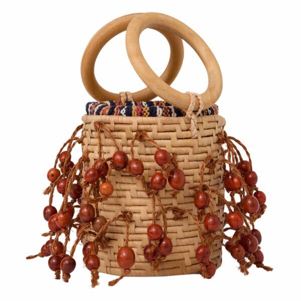 Bucket Bag Maraú de luxo, palha de Carnaúba tecida artesanalmente, com alças de sementes Jarina.